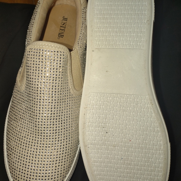Just Fab slide ons size 9 - Picture 3 of 4